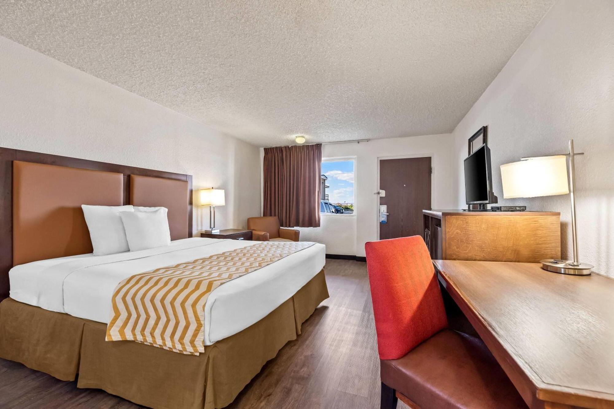Travelodge By Wyndham Page, View Of Lake Powell Exterior photo
