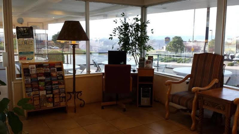 Travelodge By Wyndham Page, View Of Lake Powell Exterior photo